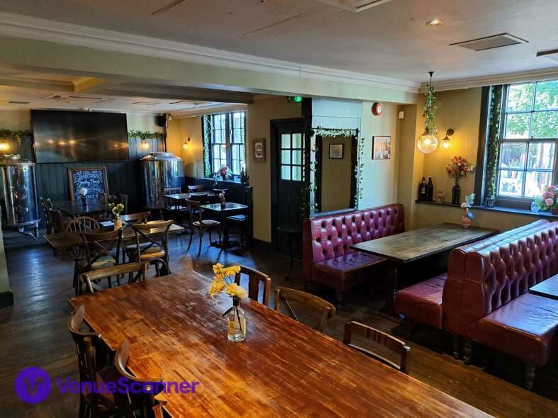 The Restaurant, The Oak Tavern photo #2