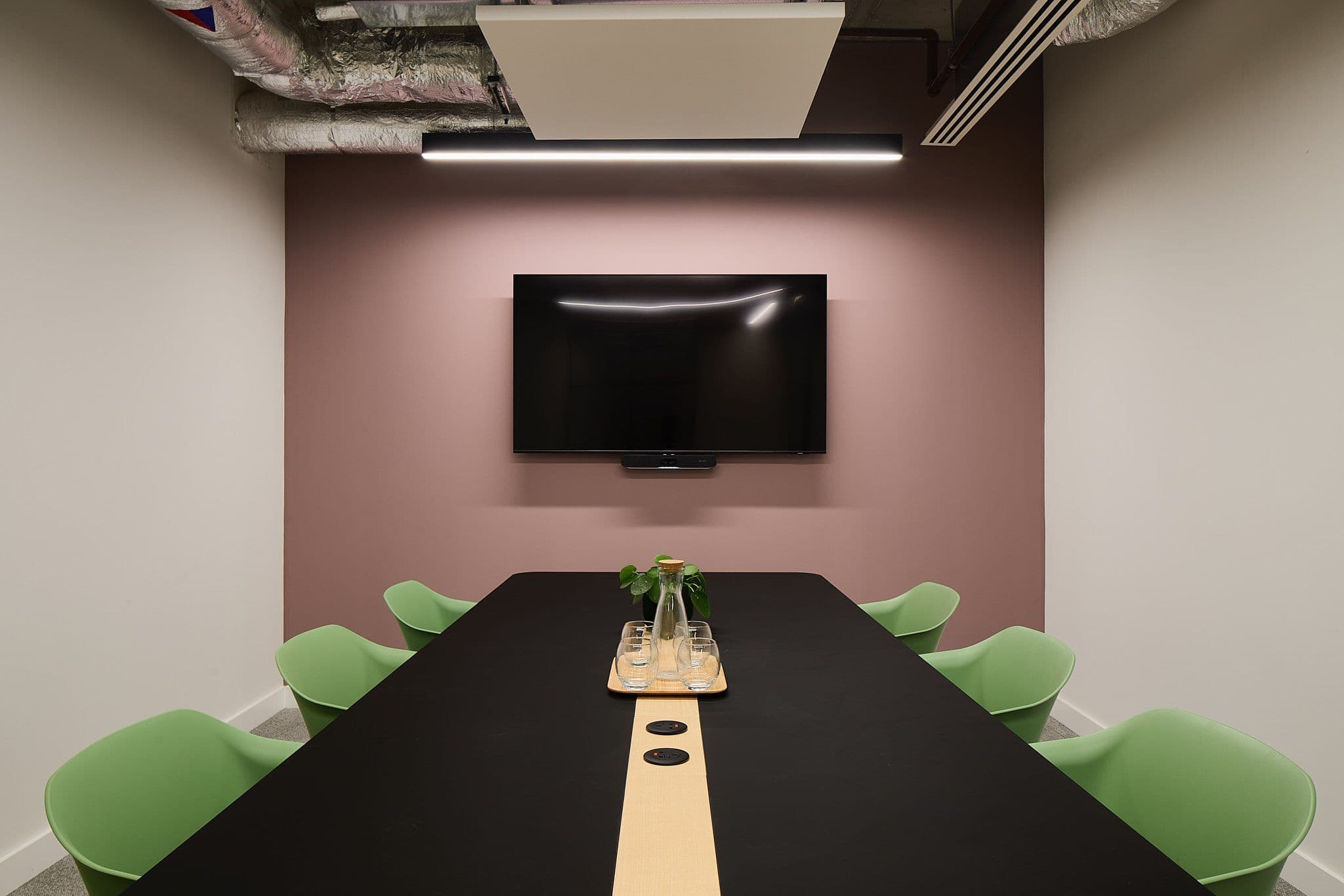 Netil - Meeting Room