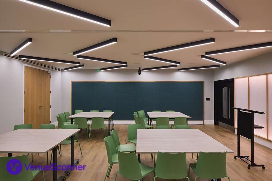 Event Space - Auditorium, HubHub Worship Square photo #3