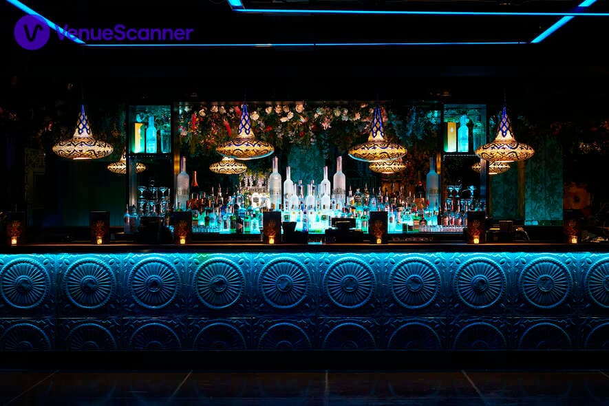 Le Club, Le Fez photo #1