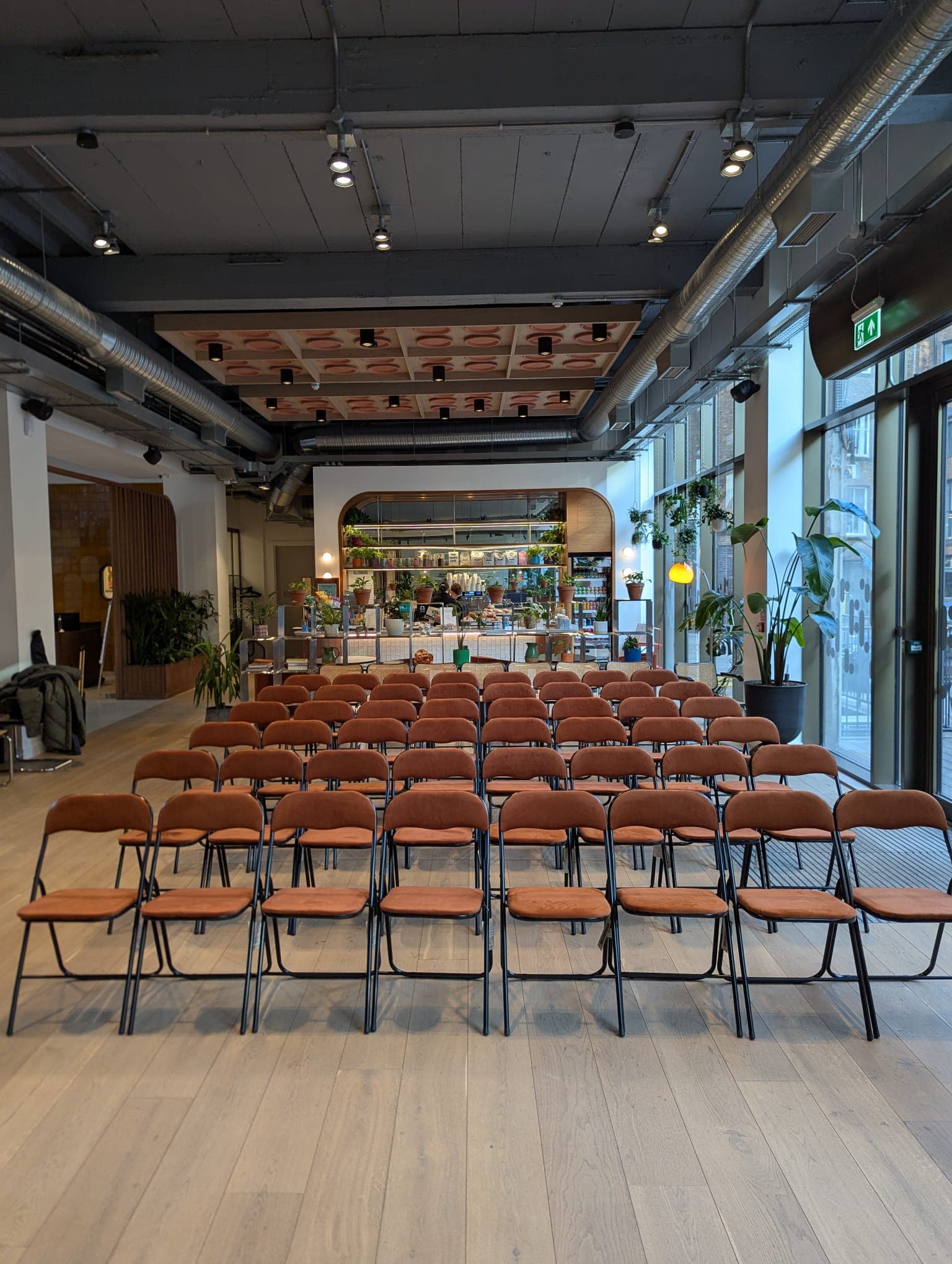 Club Lounge, Clockwise Manchester photo #1