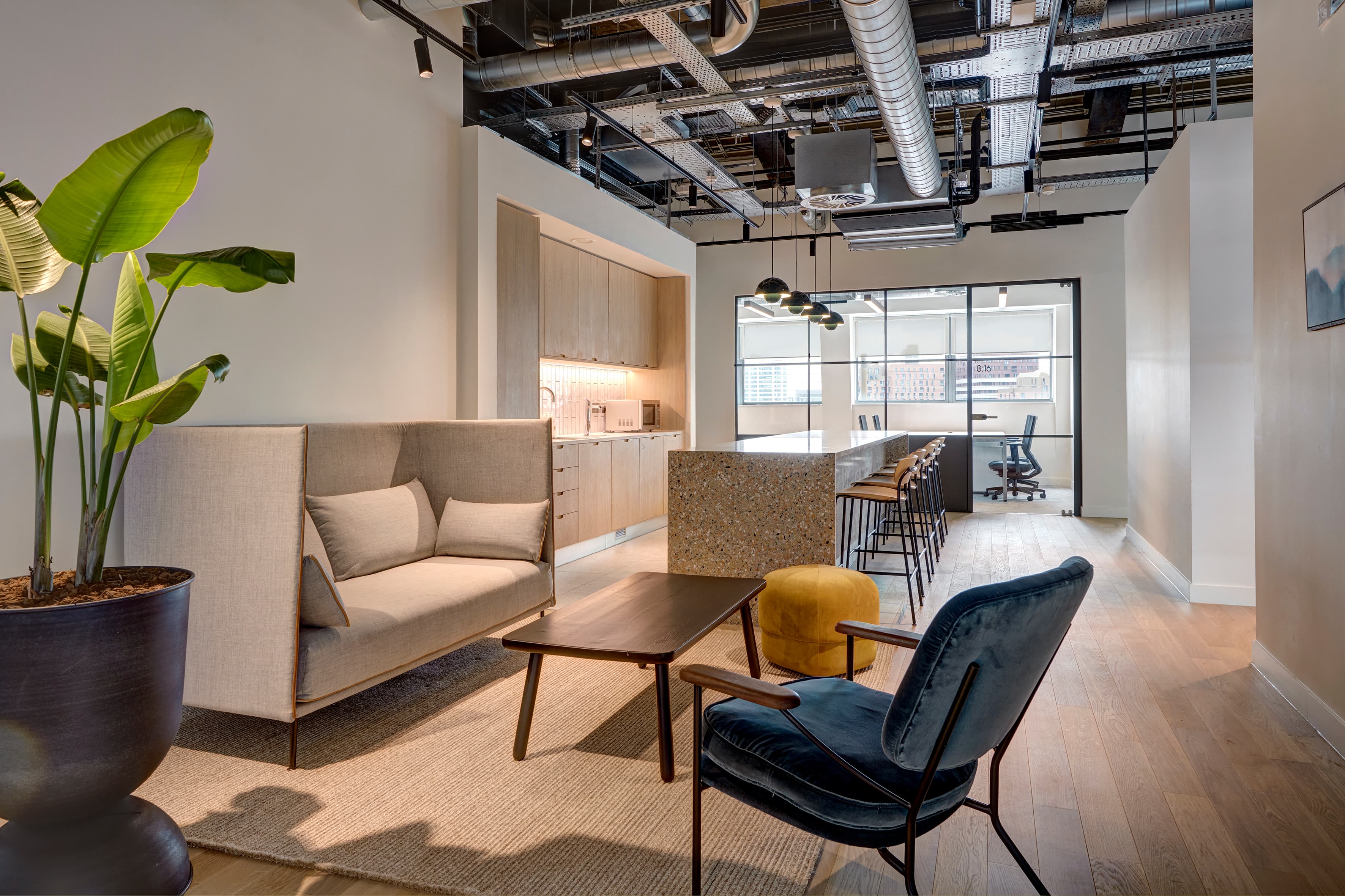 8:M1, Clockwise Manchester photo #3