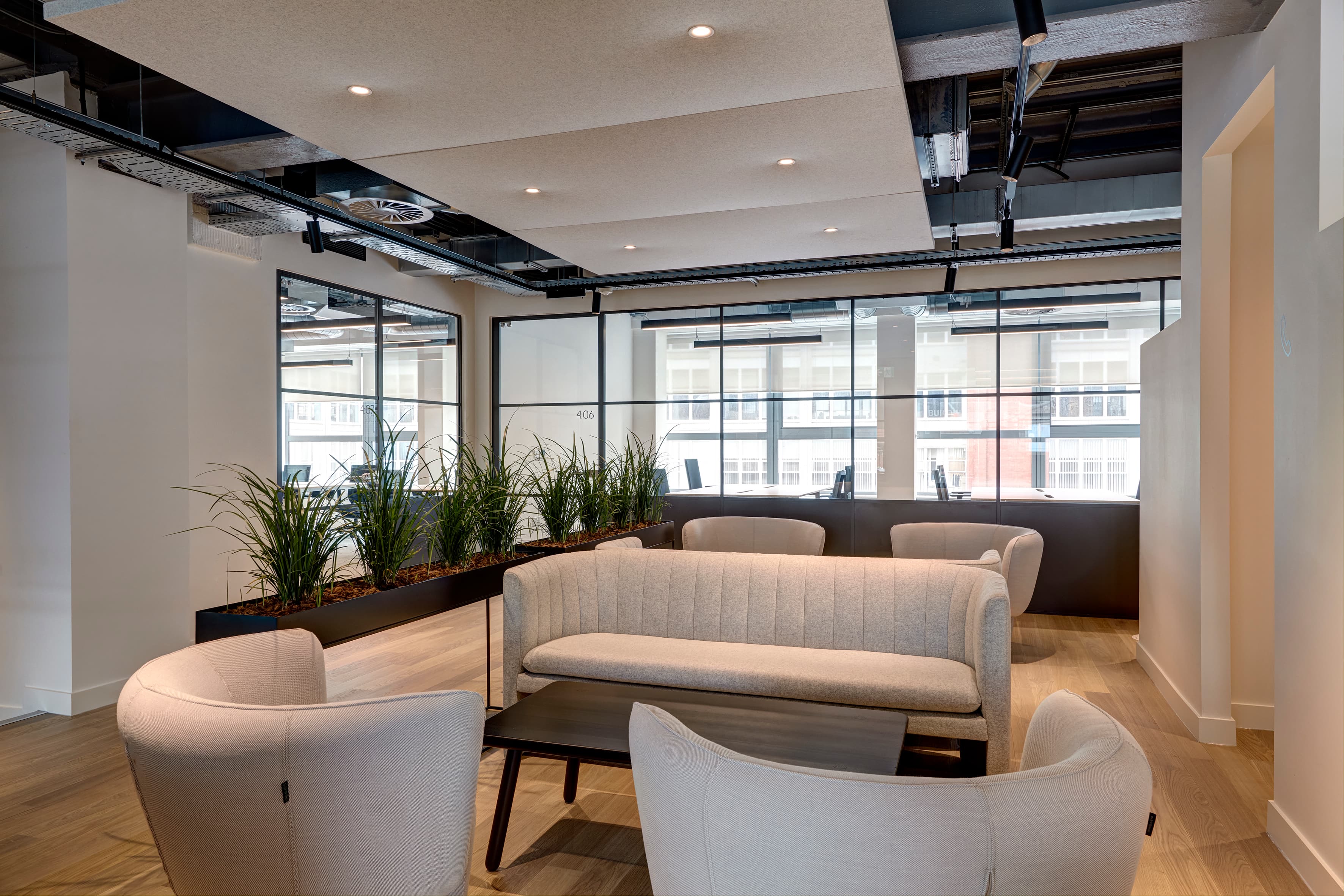 4:M1, Clockwise Manchester photo #3