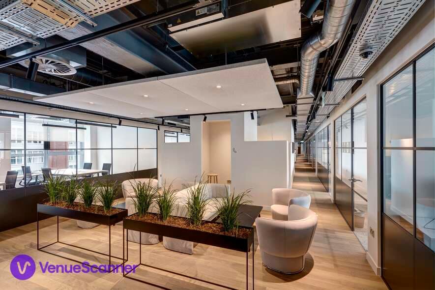 4:M2, Clockwise Manchester photo #2