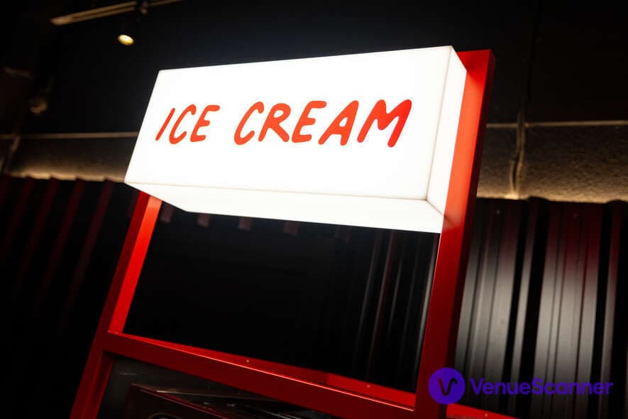 Lower Ground, Market Place St. Paul's photo #3