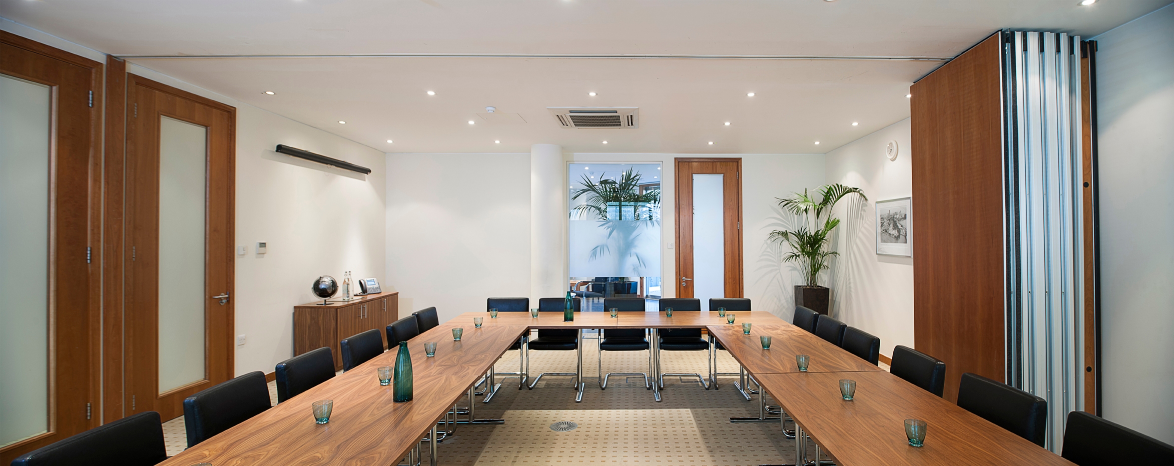 Photo of Regus Heathrow Stockley Park The Square, Meeting Room 1