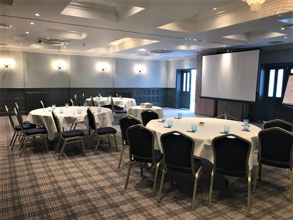 Photo of Stanhill Court Gatwick, Charlwood 4