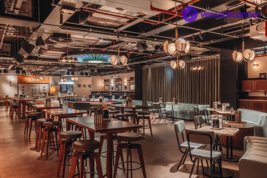 Tap Room, Arcade Battersea Power Station photo #2