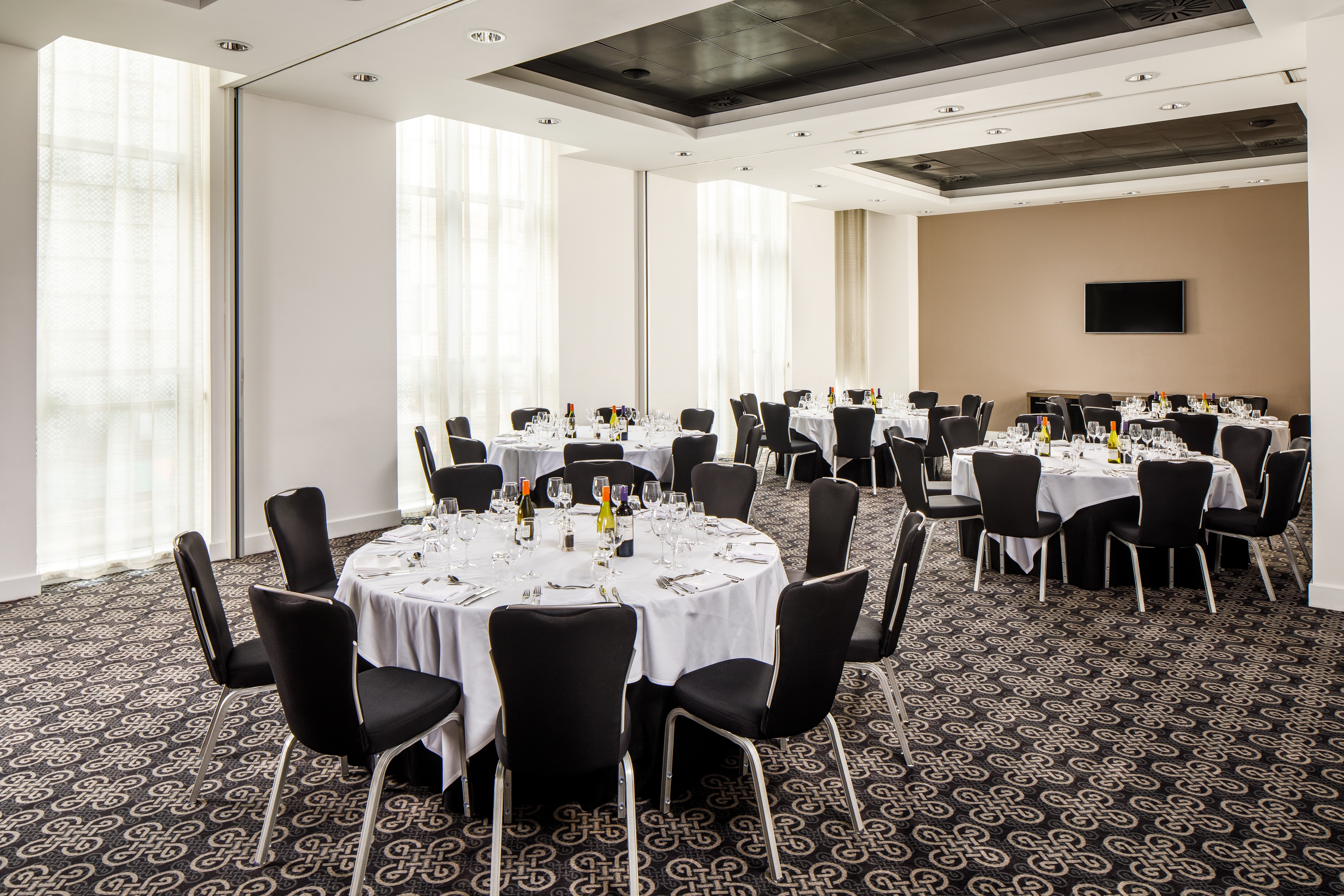 Photo of Radisson Blu Hotel, Cardiff, Bianco Verde Suite
