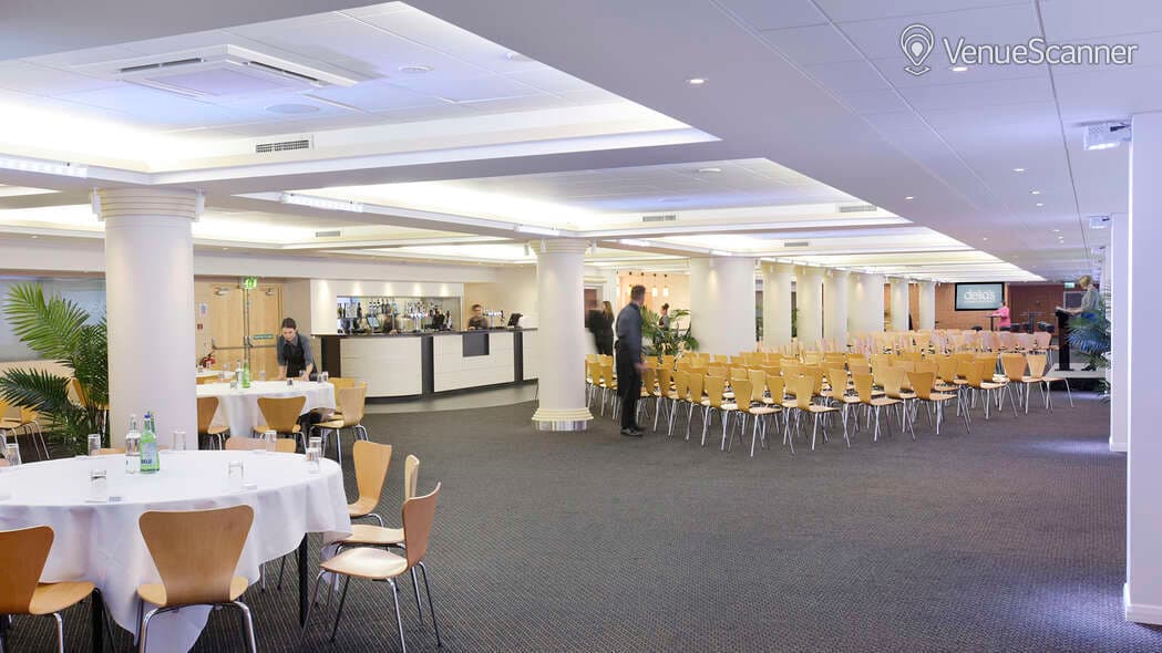 Gunn Club, Norwich City Football Club photo #2