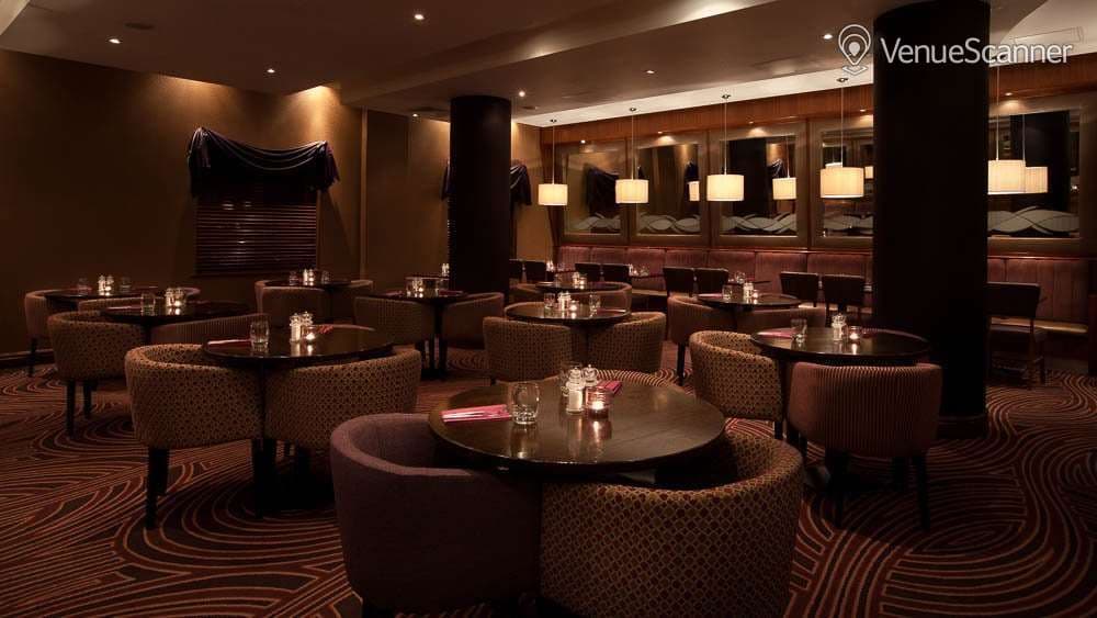 Room 109, Leonardo Hotel Glasgow photo #1