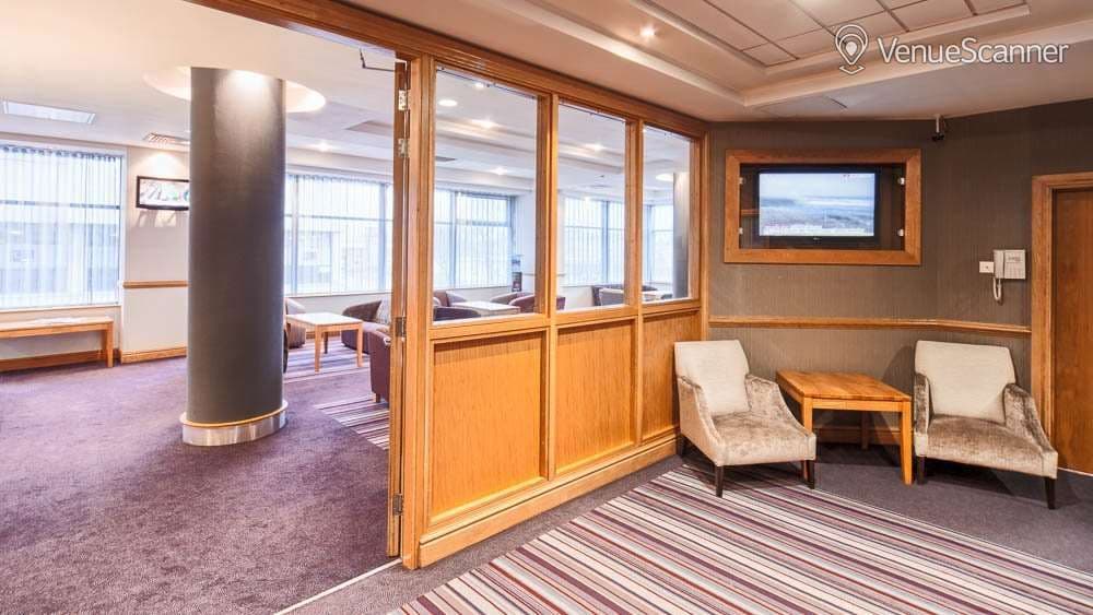 Room 107, Leonardo Hotel Glasgow photo #3