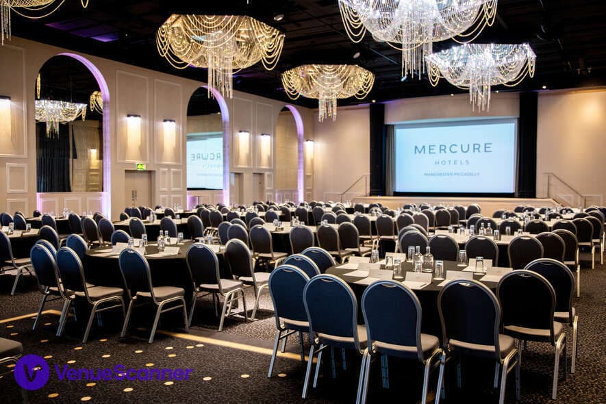 International Suite, Mercure Manchester Piccadilly Hotel photo #3
