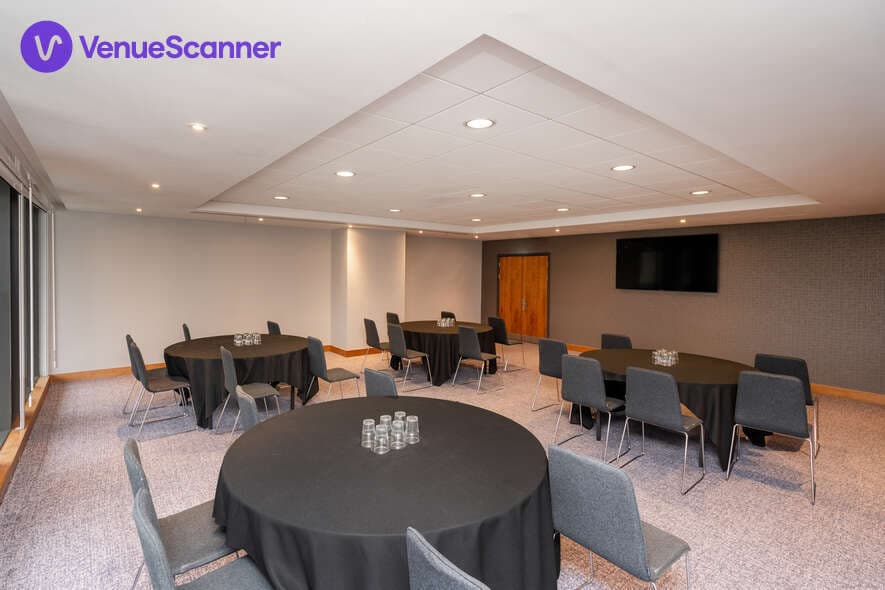 Invicta, Crowne Plaza Newcastle - Stephenson Quarter photo #1