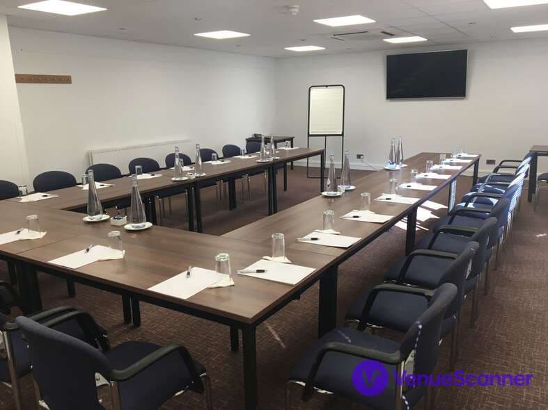 The Elm, Aubrey Park Hotel photo #1