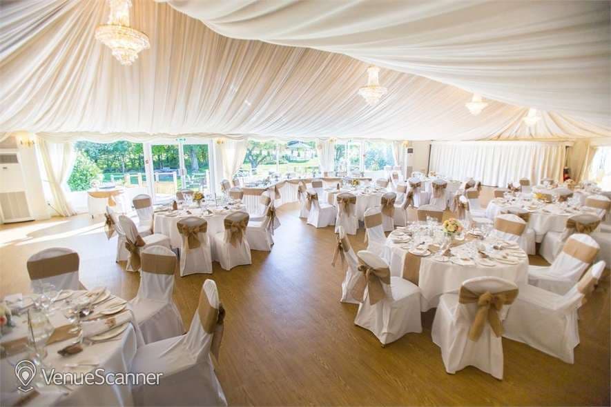 Exclusive Hire, Fennes photo #1