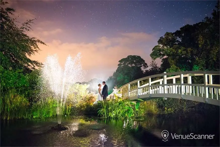 Exclusive Hire, Fennes photo #5