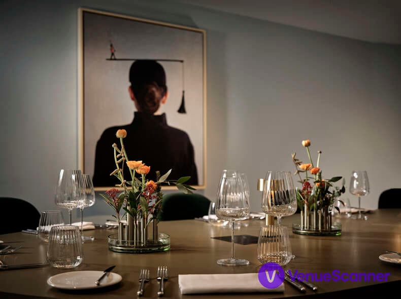 Creative Room 5, Art’otel London Battersea photo #3