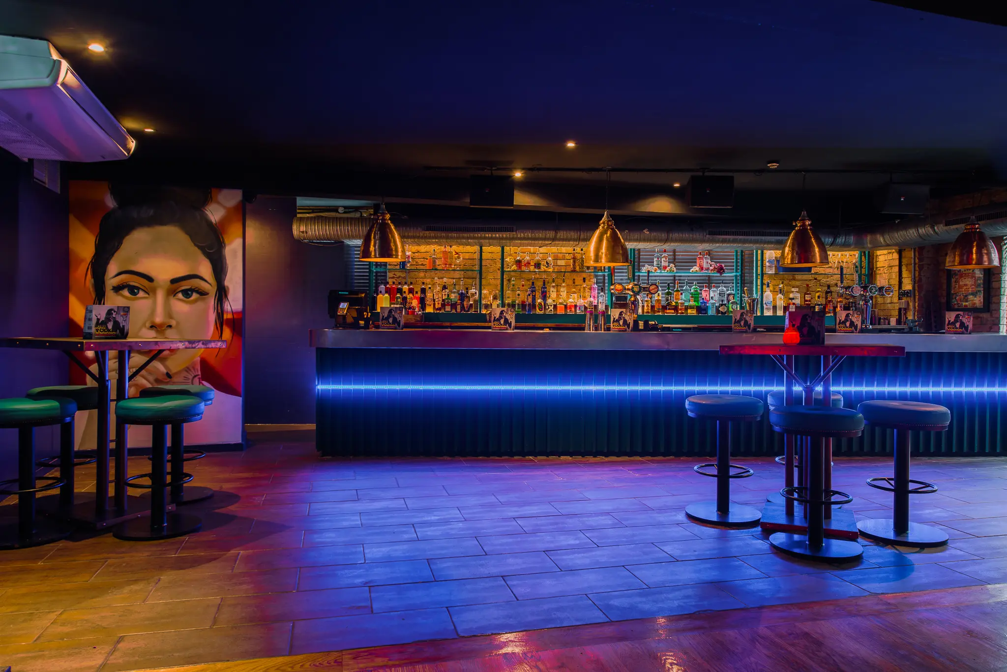 Revolution Southampton, Clubroom photo #2