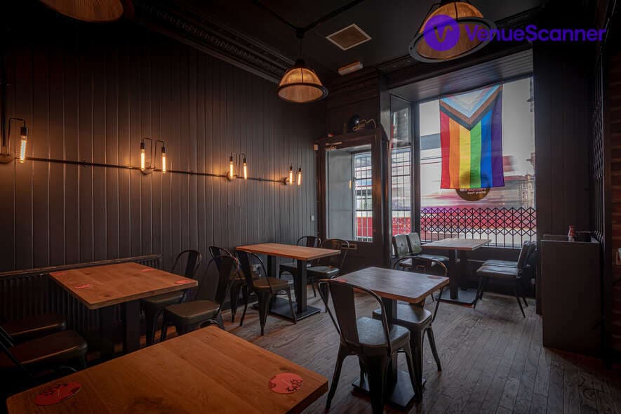 Porty Vault, Snug photo #3