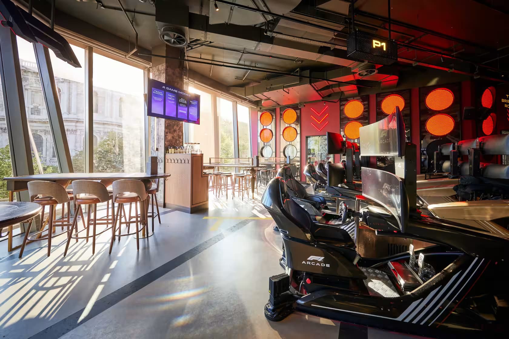 F1 Arcade - London, P1 photo #2