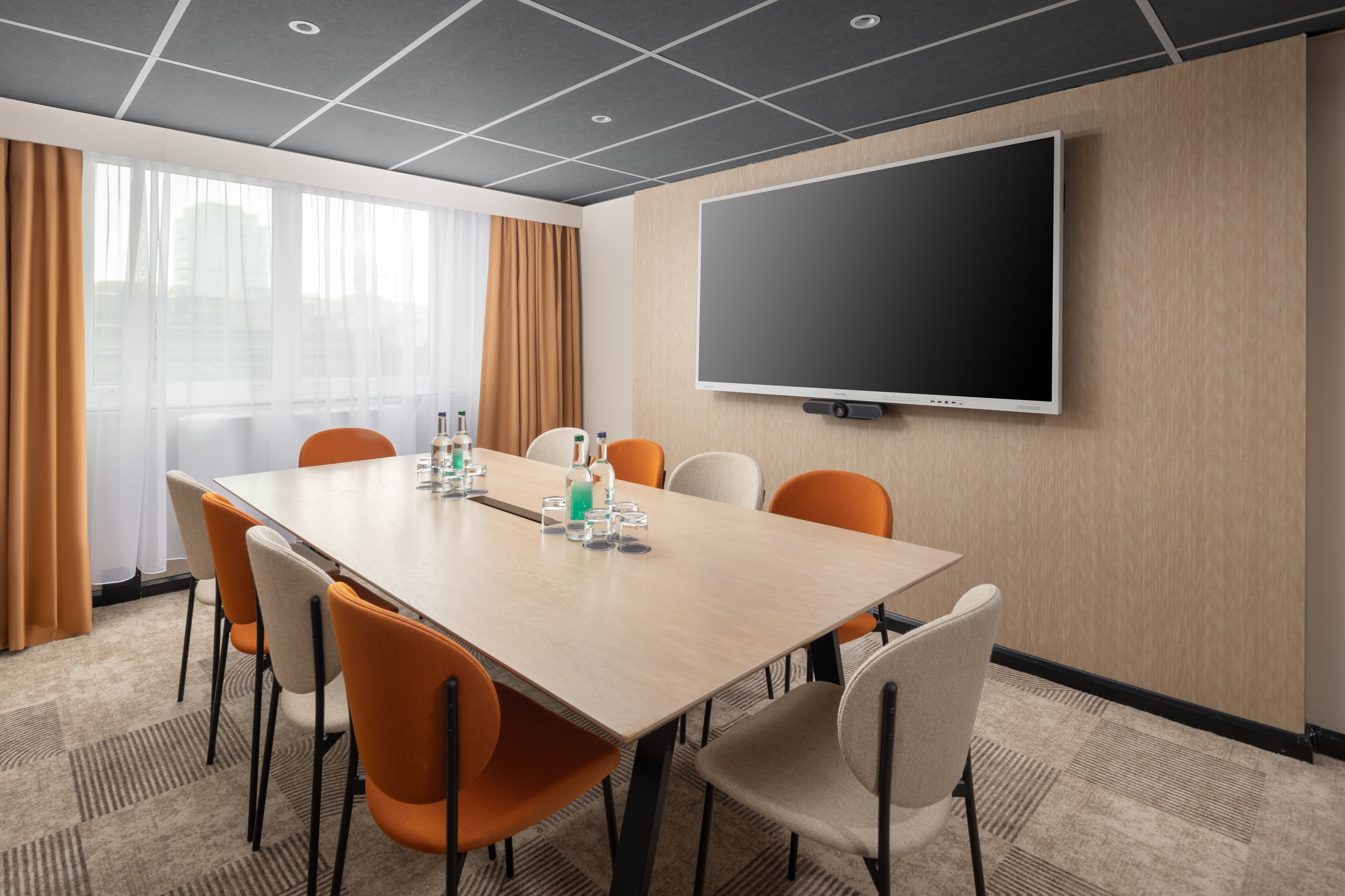 Mercure London Earls Court Hotel & Conference Centre, Regents Park Meeting Room photo #2