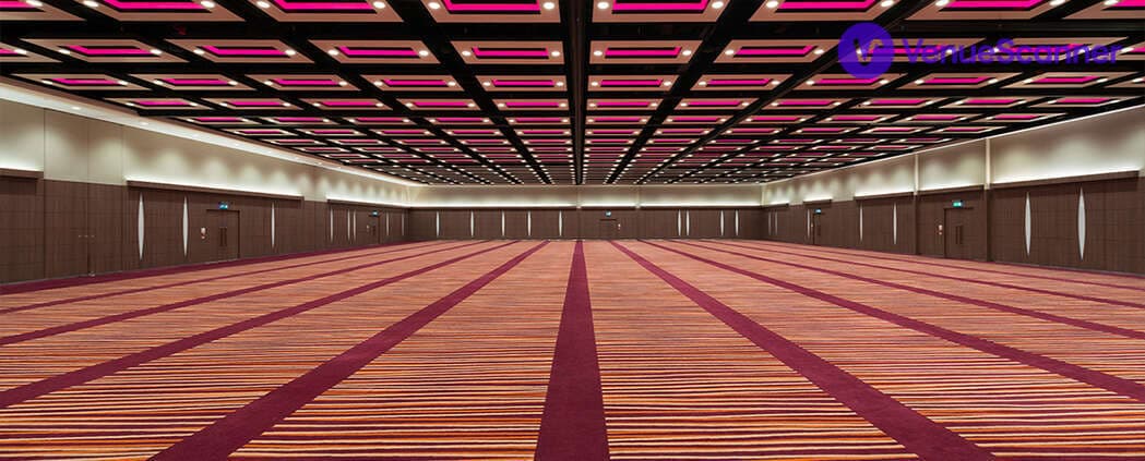 London Suite, Mercure London Earls Court Hotel & Conference Centre photo #1