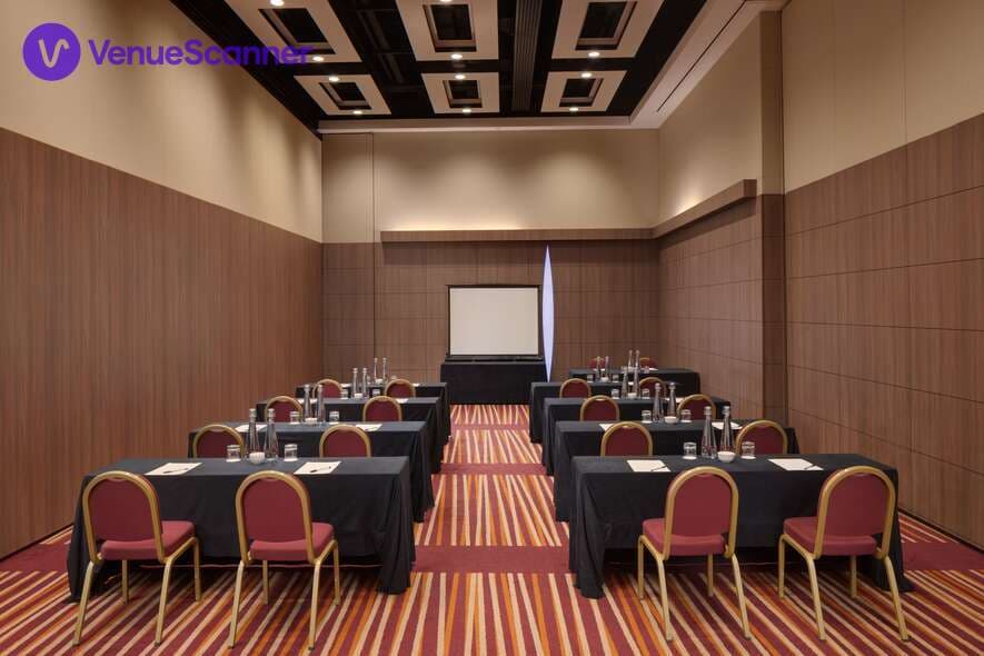 London Suite 4, Mercure London Earls Court Hotel & Conference Centre photo #1