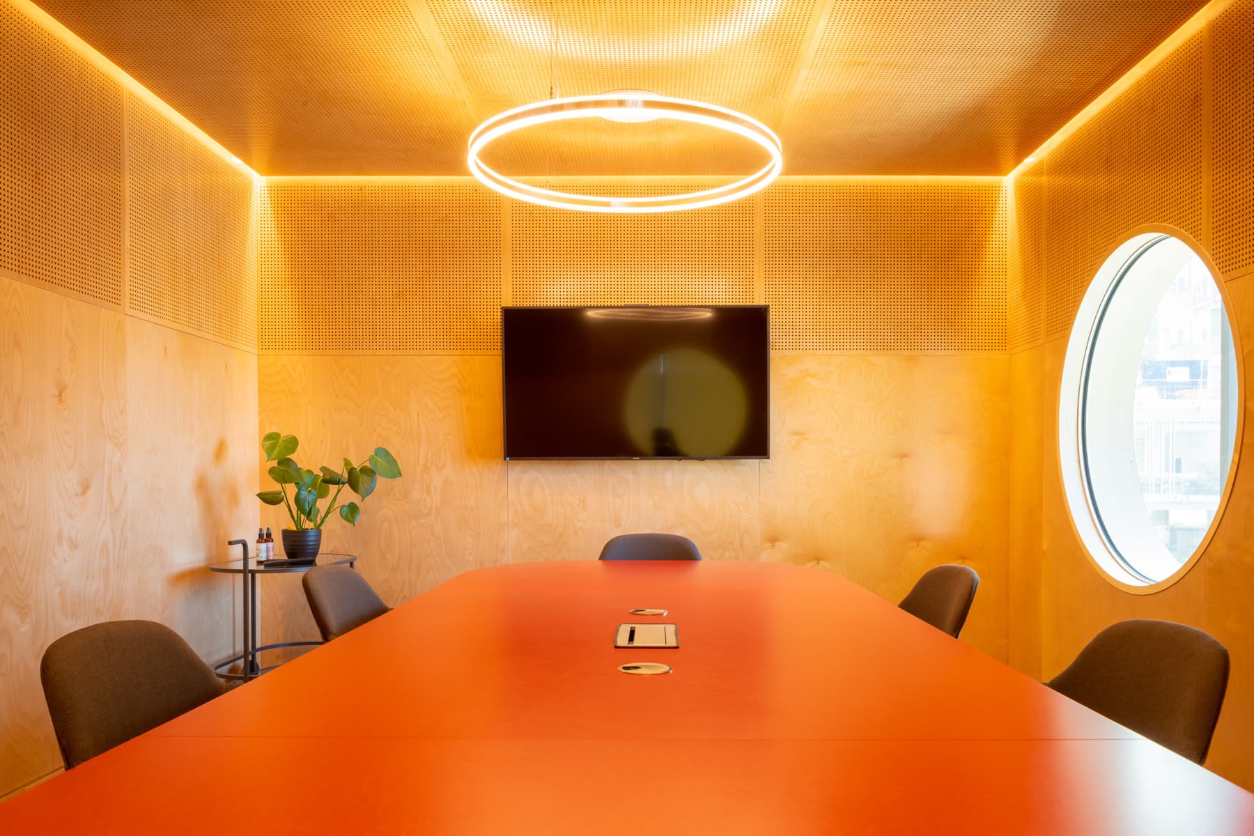 Boardroom + & Boardroom X