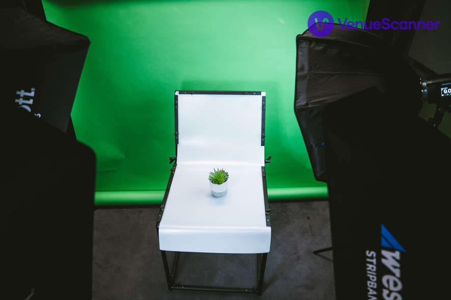 Plus X Brighton, Photography / VR Studio photo #3