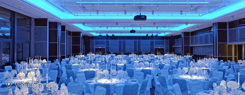 Trinity & Goodmans, Leonardo Royal London Tower Bridge photo #3