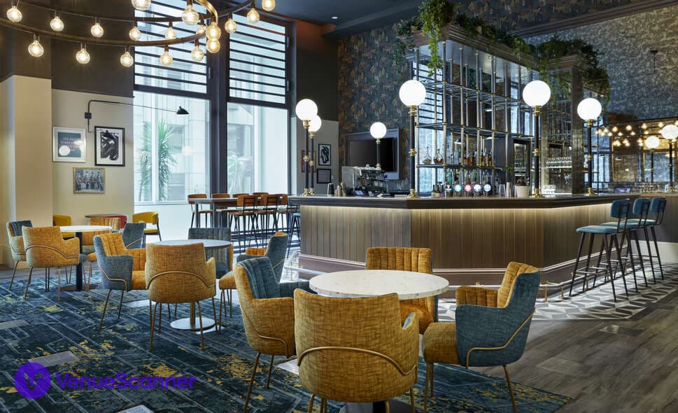 Atrium, Leonardo Royal London Tower Bridge photo #2