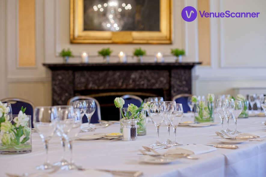 Trafalgar 1 & 2, 116 Pall Mall photo #3