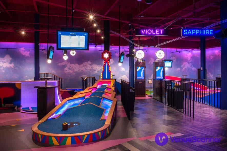 Sapphire Private Room, Puttshack Lakeside photo #9