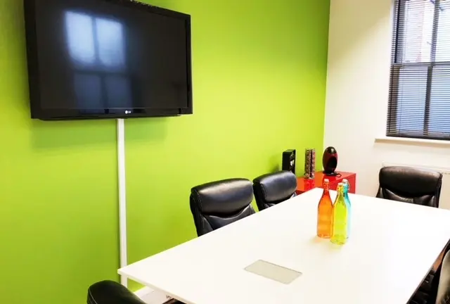 Enterprise - Green Room