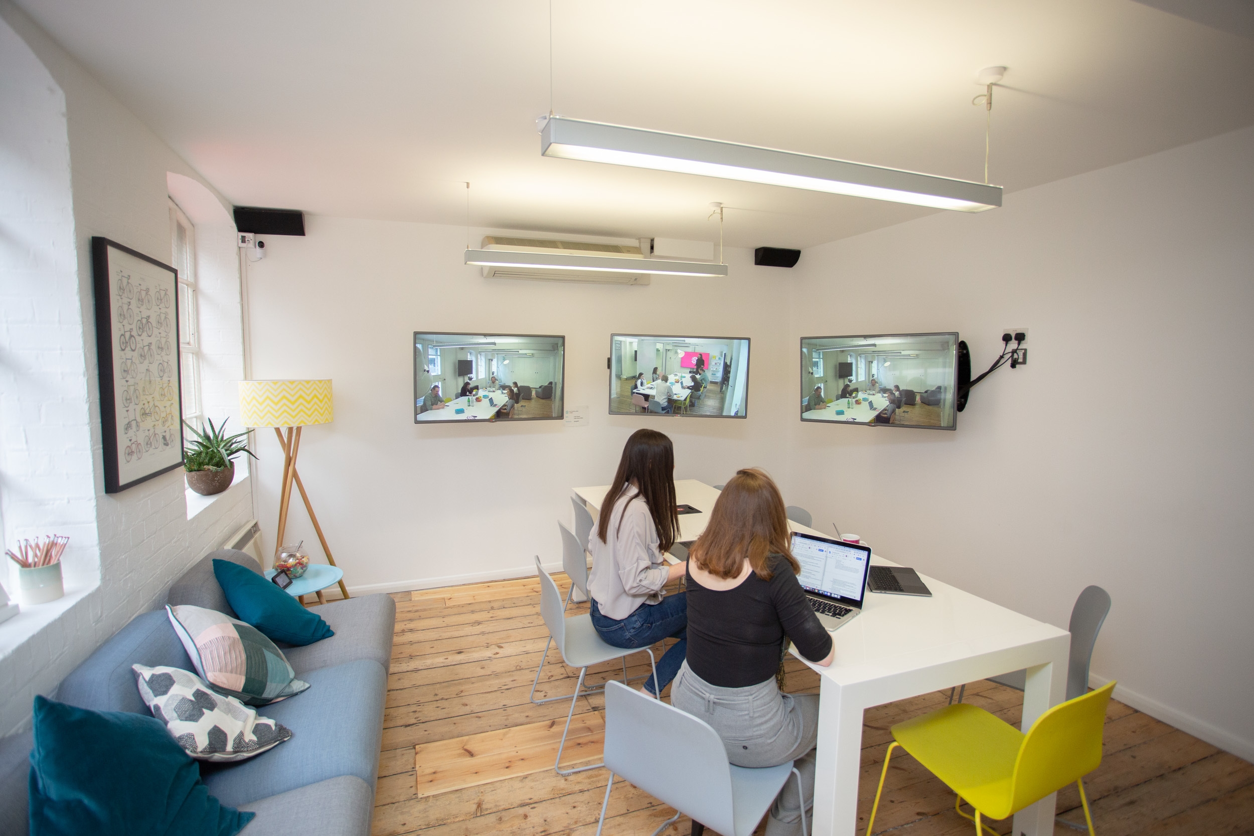 Photo of Sutherland Labs, The Lounge