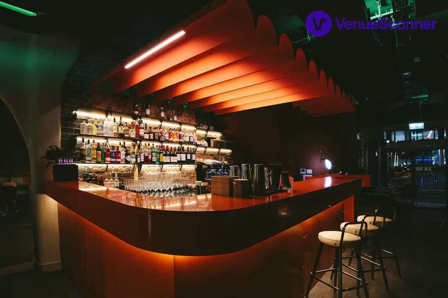 Full Restaurant, Bennie Restaurant & Bar photo #2