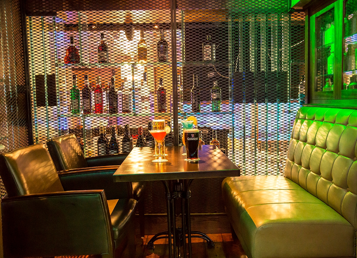 Photo of Mcgettigan's Fulham, Library