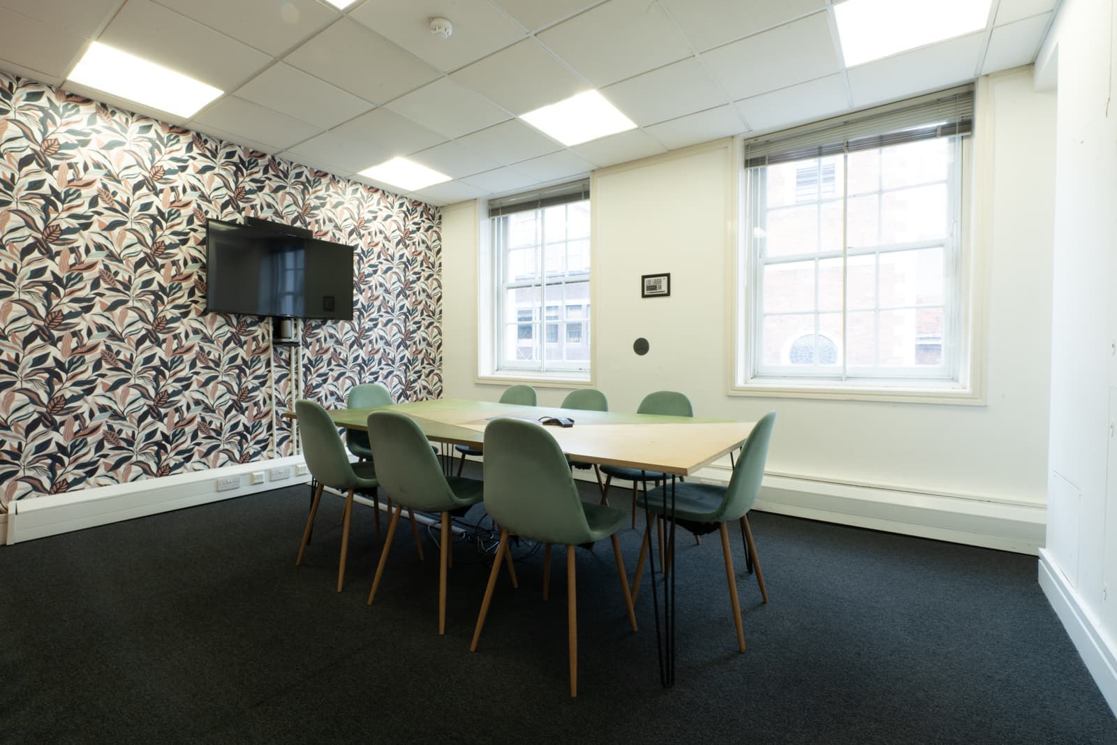 Runway East Borough Market, Douglas photo #2