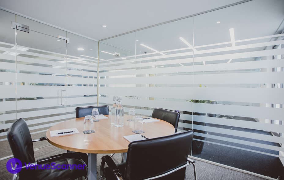 Orega Gatwick, Viscount, undefined photo #1