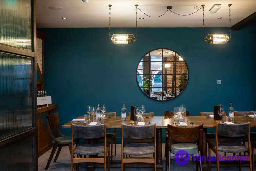 The Gallery Room, Smiths Of Smithfield photo #2