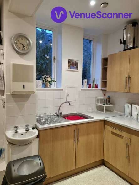 Hampton Wick Baptist Church Hall, Hampton Wick Baptist Church photo #3