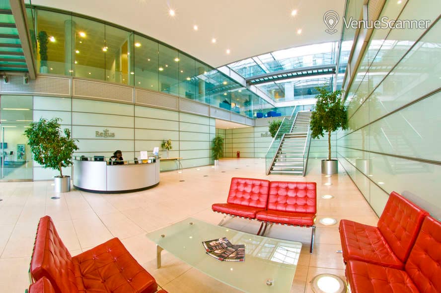 Johannesburg, Regus London Chiswick Park photo #3