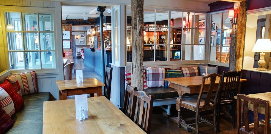 Photo of The Queens Head, Snug