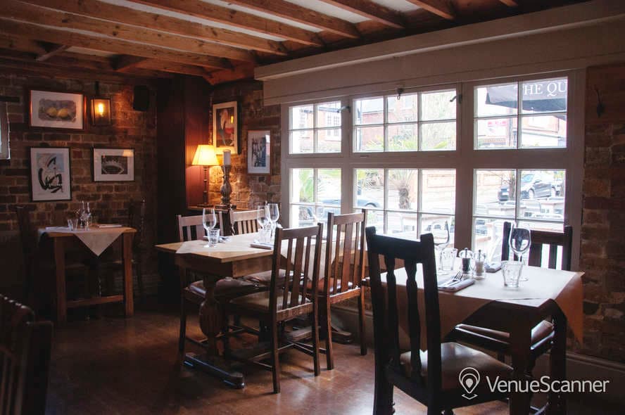The Queens Head photo #3