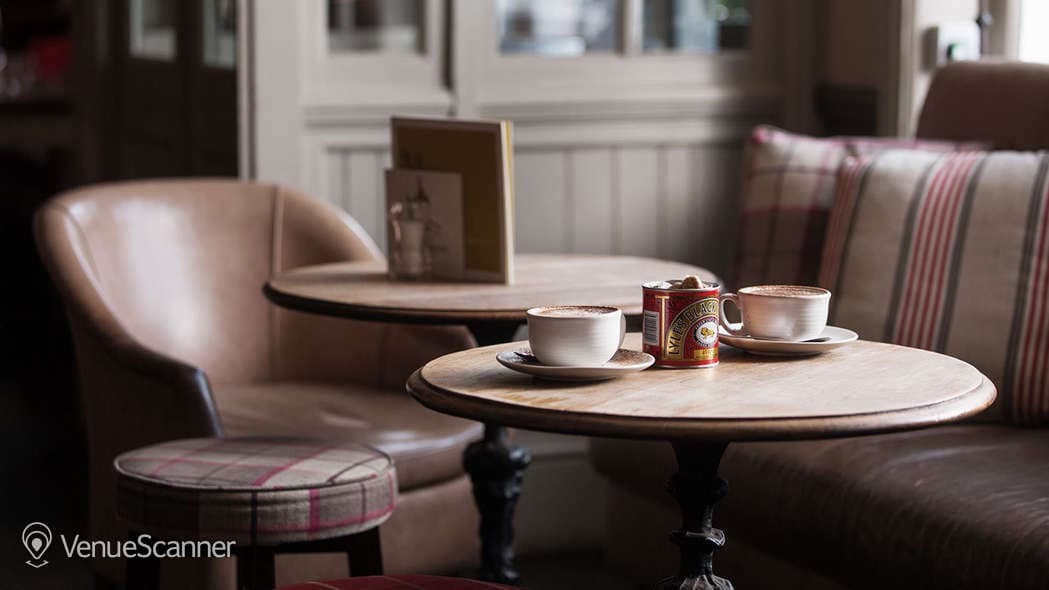 The Queens Head, Snug photo #3