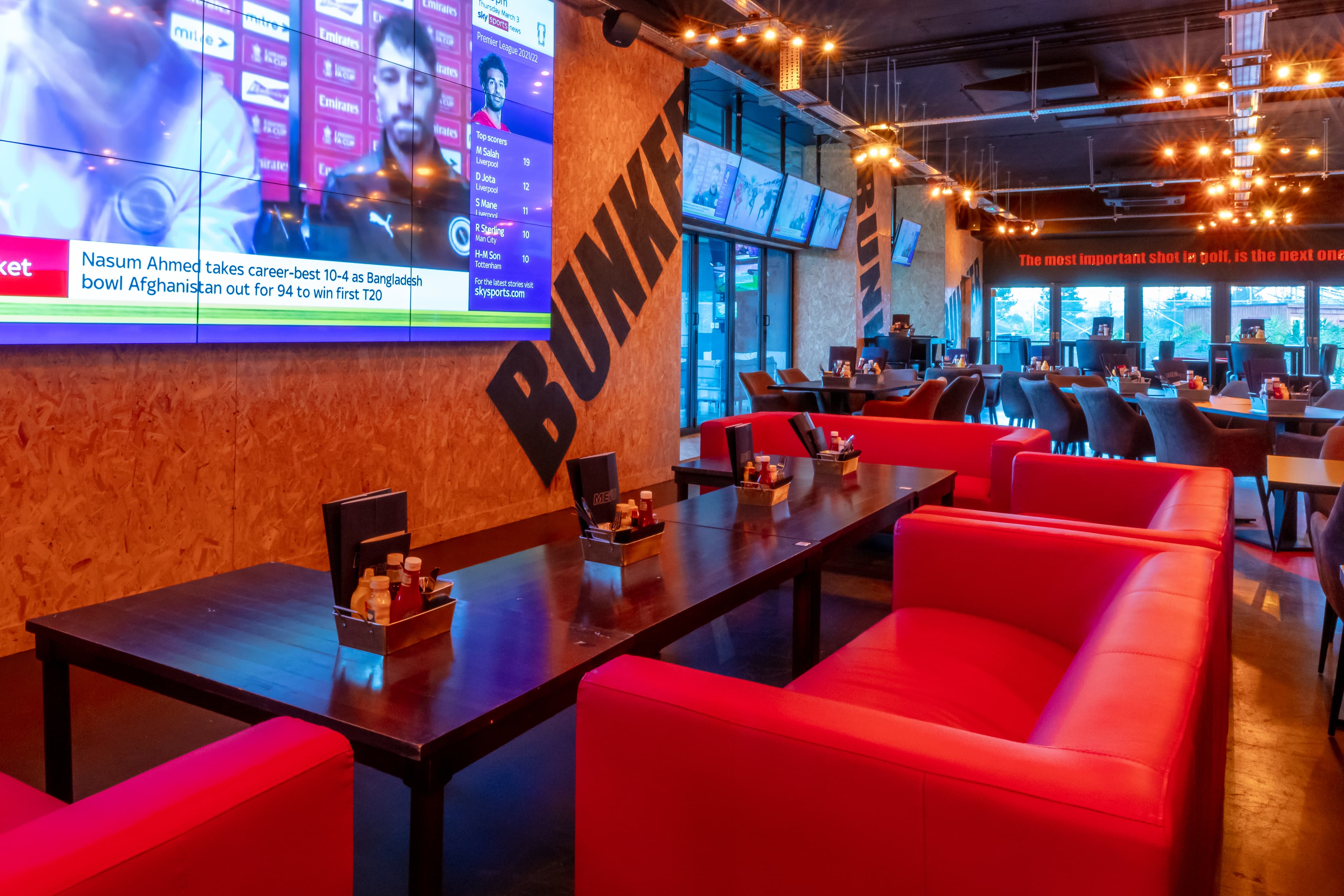 BigShots Golf Northwick Park, The Bunker Bar photo #2