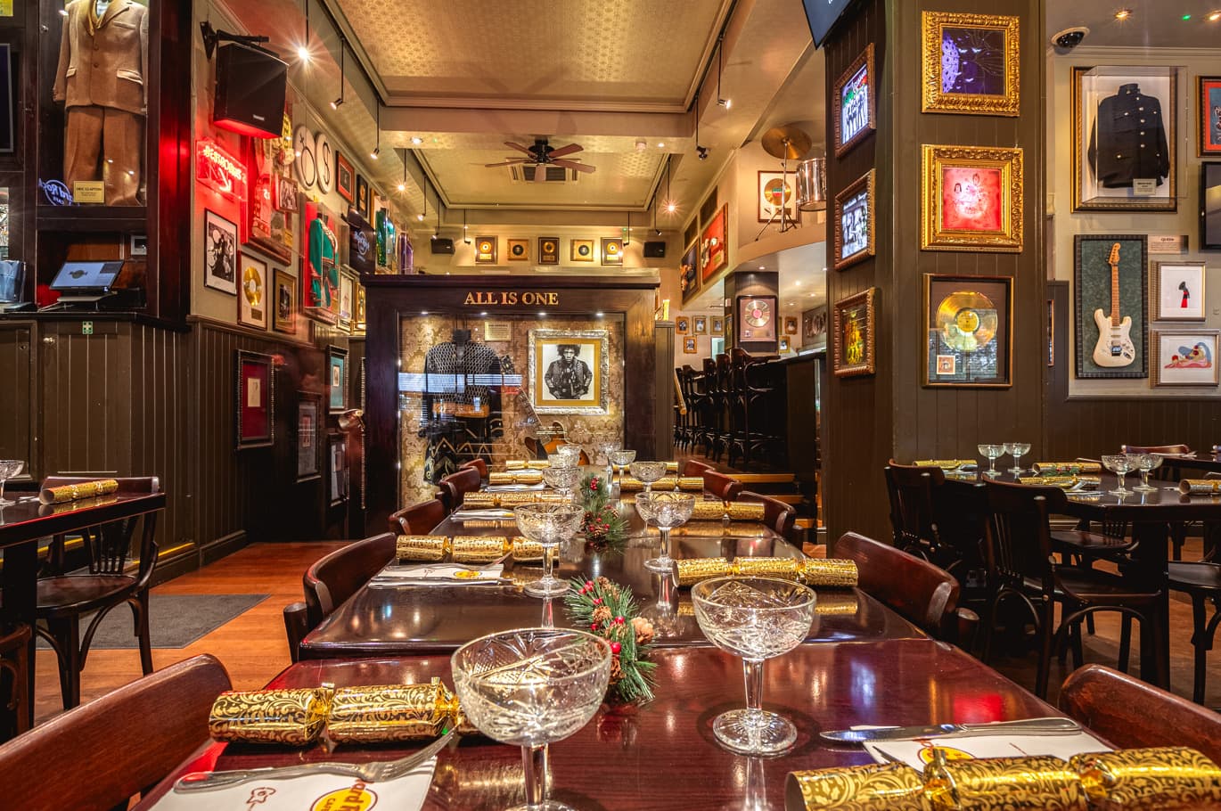 The Cafe, Hard Rock Cafe London photo #3
