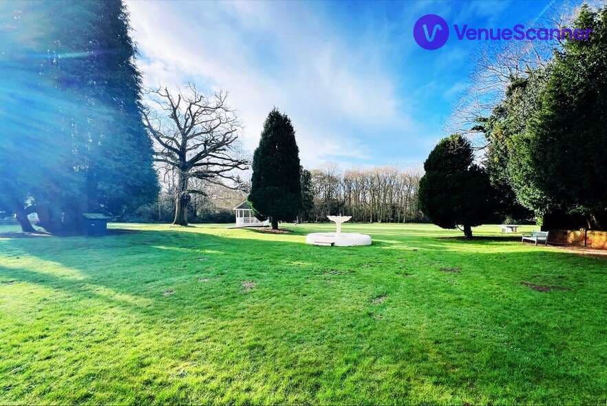 Sunningdale Suite, DoubleTree By Hilton St Anne's Manor photo #10