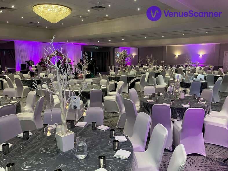 Dupont Suite, DoubleTree By Hilton London Elstree photo #2